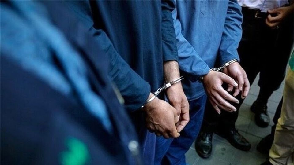 دستگیری صدها متهم و کشف هزاران سلاح و تجهیزات جاسوسی