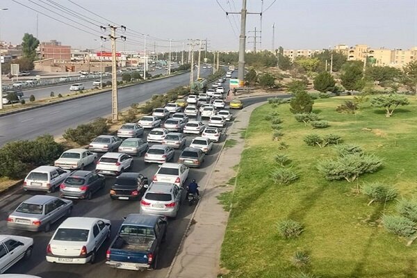 ترافیک سنگین در محورهای ورودی تهران