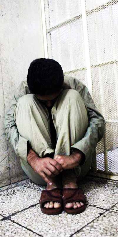 قتل به خاطر چشم در چشم شدن