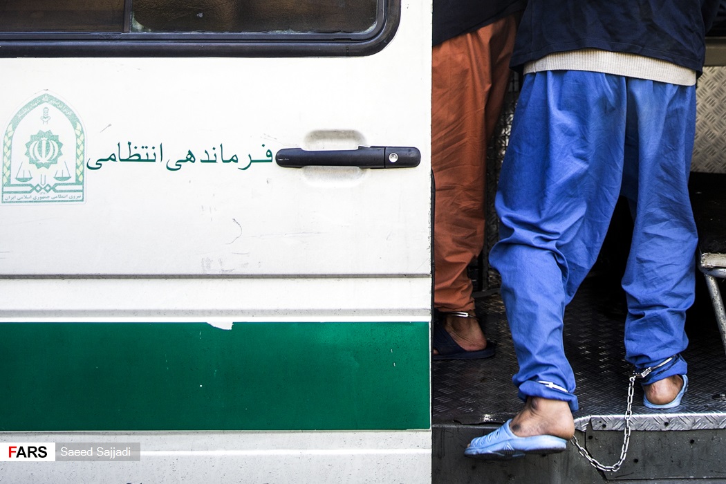 ۲ متهم نوجوان پس از موبایل‌قاپی دستگیر شدند