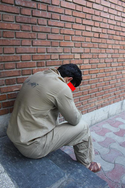 سارق طلای پیرزنان به دام پلیس افتاد