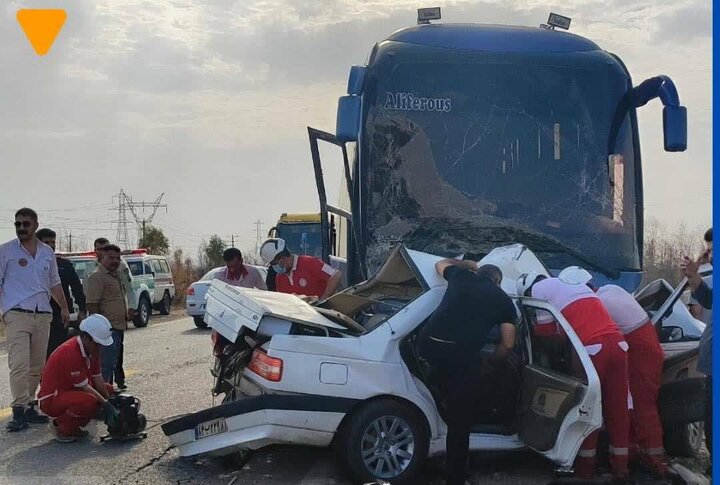 مرگ ۳ عضو یک خانواده در تصادف با اتوبوس