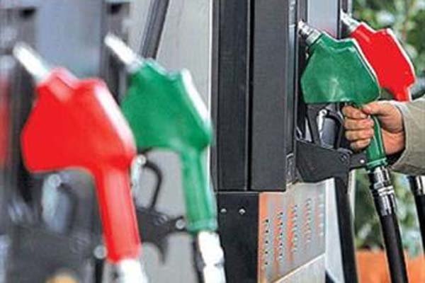 بنزین کارت جایگاه از ۱۷ شهریور ۱۰ هزار تومان میشود بنزین کارت جایگاه از ۱۷ شهریور ۱۰ هزار تومان میشود