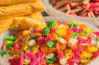 پلمب کارگاه غیرمجاز چیپس و پفک هندی در باقرشهر؛ روغن سوخته و رنگ غیرخوراکی کشف شد